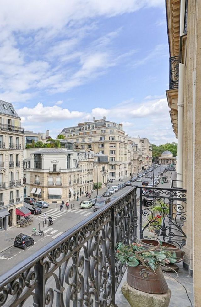 Appartement F5 à louer - 5 pièces - 117.33 m2 - PARIS - 75017 - ILE-DE-FRANCE - Century 21 Victor Hugo - Trocadéro