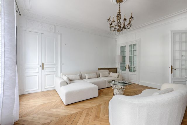Appartement F5 à louer - 5 pièces - 117.33 m2 - PARIS - 75017 - ILE-DE-FRANCE - Century 21 Victor Hugo - Trocadéro