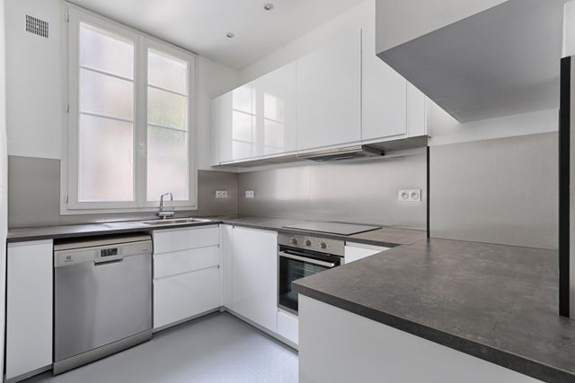Appartement F5 à louer - 5 pièces - 117.33 m2 - PARIS - 75017 - ILE-DE-FRANCE - Century 21 Victor Hugo - Trocadéro