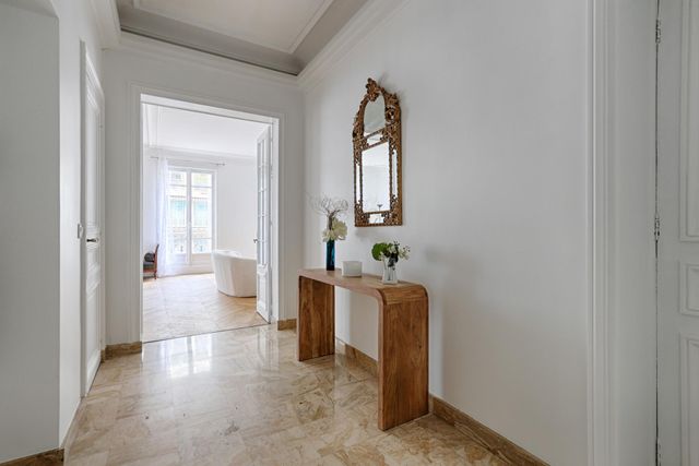 Appartement F5 à louer - 5 pièces - 117.33 m2 - PARIS - 75017 - ILE-DE-FRANCE - Century 21 Victor Hugo - Trocadéro