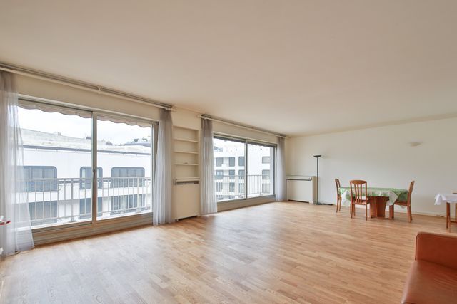 Appartement F4 à vendre - 4 pièces - 135.82 m2 - PARIS - 75016 - ILE-DE-FRANCE - Century 21 Victor Hugo - Trocadéro