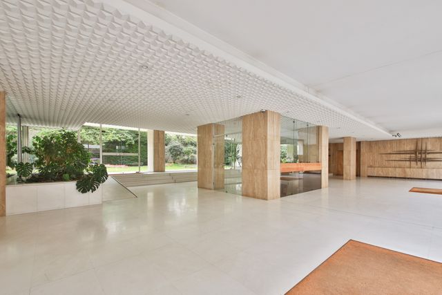 Appartement F4 à vendre - 4 pièces - 135.82 m2 - PARIS - 75016 - ILE-DE-FRANCE - Century 21 Victor Hugo - Trocadéro