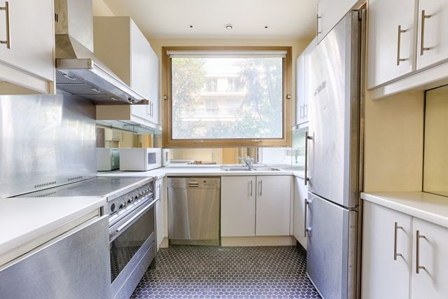 Appartement F2 à vendre - 2 pièces - 97.47 m2 - NEUILLY SUR SEINE - 92 - ILE-DE-FRANCE - Century 21 Victor Hugo - Trocadéro