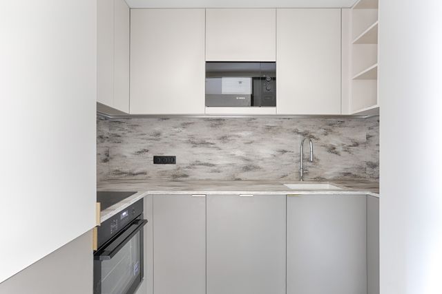 Appartement F3 à louer - 3 pièces - 76.42 m2 - PARIS - 75016 - ILE-DE-FRANCE - Century 21 Victor Hugo - Trocadéro